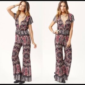 ✨Novella Royale, Jumpsuit in Dark Dial, Size S 💖✨